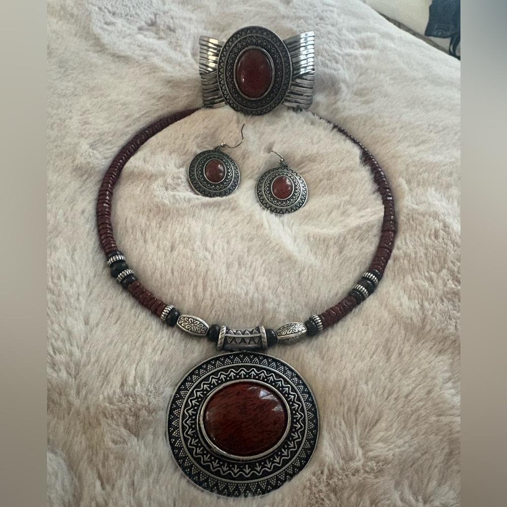 Boho Red Stone Pendant Necklace and Earrings Set